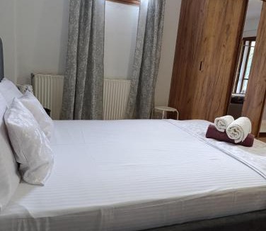 Koinira Apartment | Golden Vali House