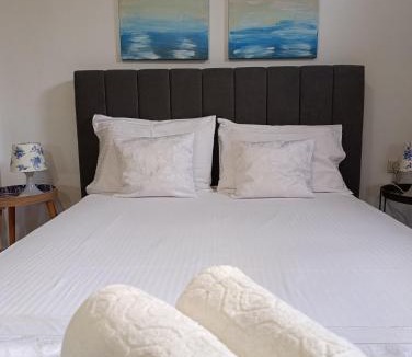 Koinira Apartment | Golden Vali House