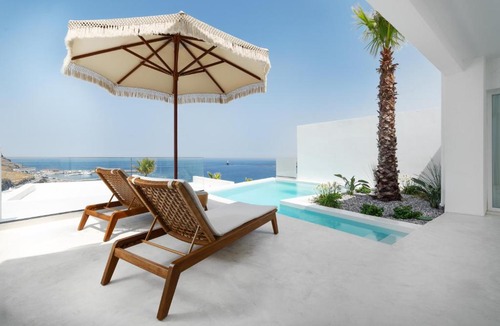 Paleopolis Apartment | Golden Vista, Beachfront Suites by Explore Andros