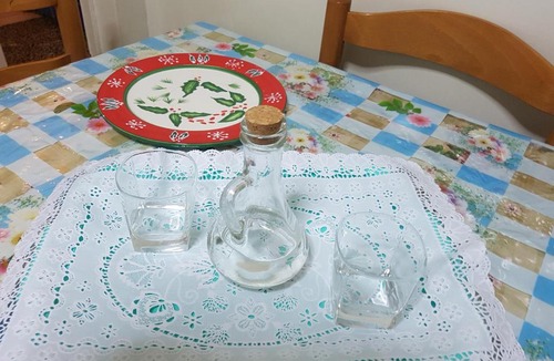 Trikala Apartment | Goodbye, Lenin