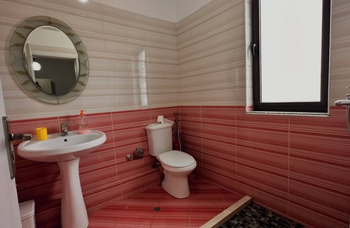 Tirana Hostel | Grand House
