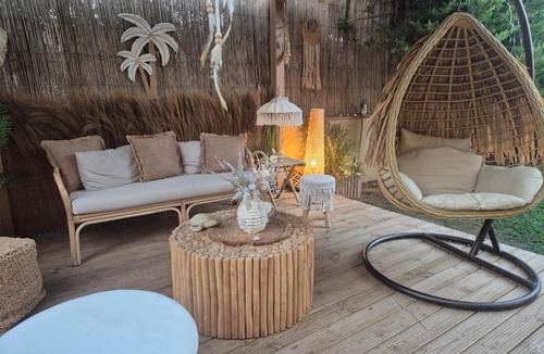 Lagonissi Villa | Grand Villa Nefeli - Private Sauna & Jacuzzi