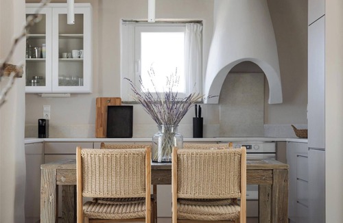 Tinos Town Hotel | Green 1, Morfes Luxury Apartments