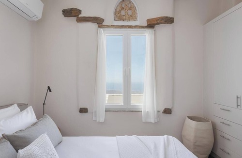 Tinos Town Hotel | Green 1, Morfes Luxury Apartments
