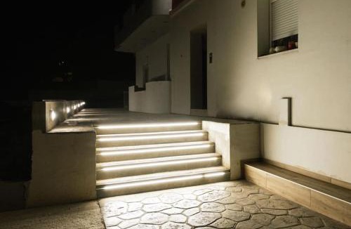 Mires Apartment | Green Apartment in the Hill