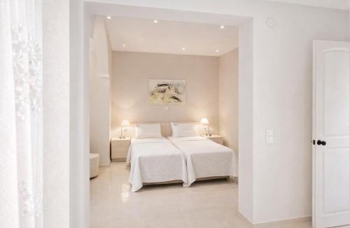 Thasos Town House | green & blue villa
