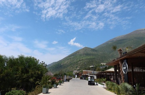Jala Apartment | Green Coast Apartment
