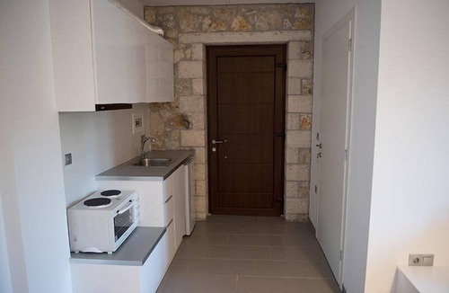 Valanidorrachi Hotel | Green Hill