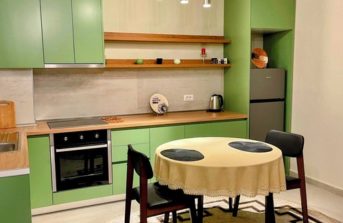 Divjake Apartment | Green Trails Apartment - Completely renovated - Mountain view - City Center