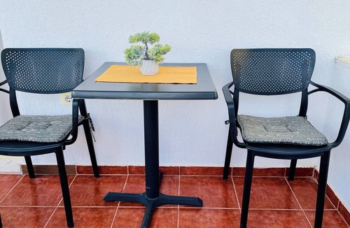 Divjake Apartment | Green Trails Apartment - Completely renovated - Mountain view - City Center