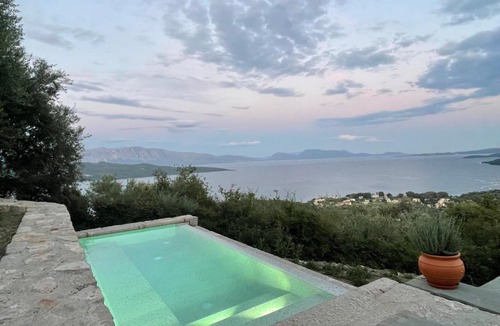 Katouna Bed & Breakfast | Grey Sea View Estate - Luxury Villas with Private Pool & Plunge Pool