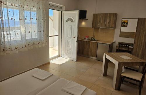 Vizari Apartment | grosses Studio mit Terrasse tollen Meeresblick Villa Stephania