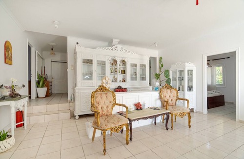 Episkopos Apartment | 'Ground Floor' Room, Shared Pool and Wi-Fi
