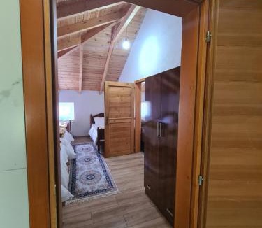 Kala e Dodes House | Guest House Korabi