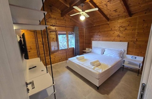 Qazim Pali Hotel | Guest House Luiza