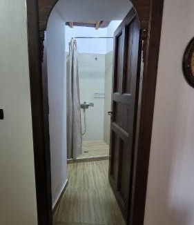 Berat Hostel | Guest House Mangalem