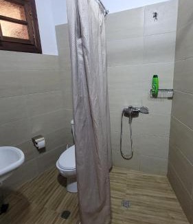 Berat Hostel | Guest House Mangalem