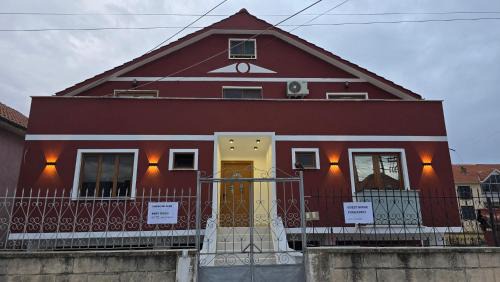 Pogradec House | Guest House Pogradeci Lake Walk