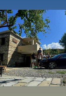 Berat House | Guest Parents House