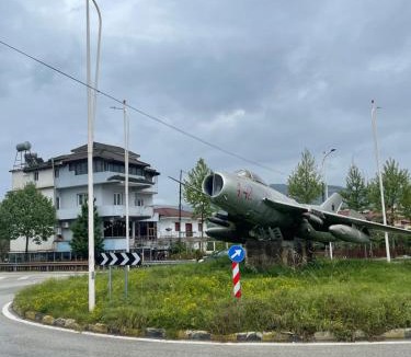 Ardenice House | Guesthouse Airbase
