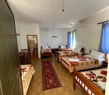 Shale House | Guesthouse Bjeshka-11