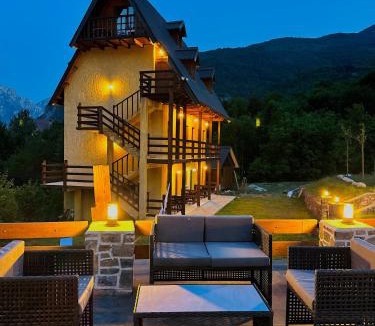 Shale House | Guesthouse Gjoni Theth