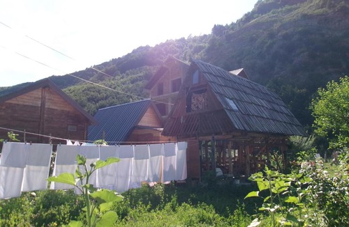Theth House | Guesthouse Lola