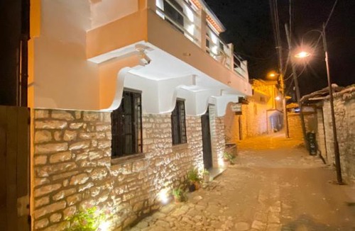 Berat Bed & Breakfast | GUESTHOUSE RIVERSIDE