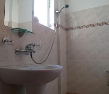 Qafe e Gjashtes House | Guesthouse Villa Joanna&Mattheo