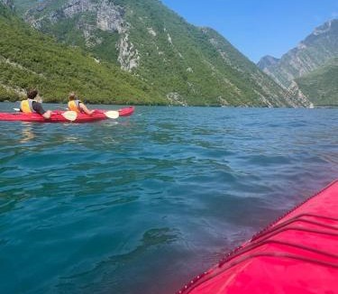 Sakës Hotel | Guesthouse zvina