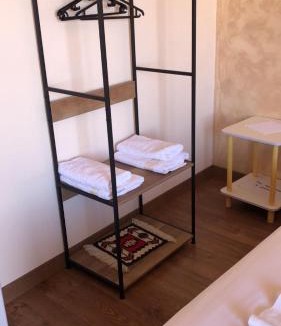 Kruje House | Guni Inn