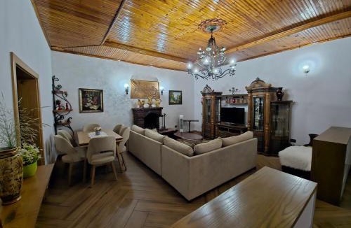 Kruje Villa | Guri Imperium