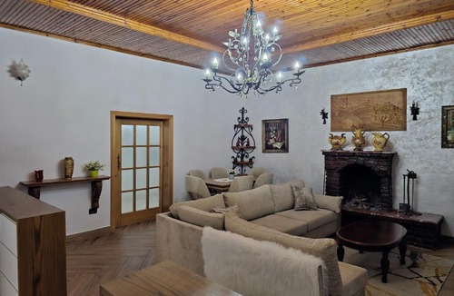Kruje Villa | Guri Imperium