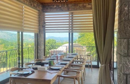 Sakës Hotel | Gurra resort