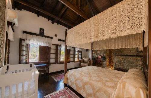 Berat House | Guva Stone House Mangalem