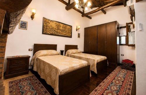 Berat House | Guva Stone House Mangalem