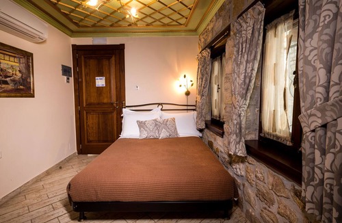 Ioannina Town Centre Bed & Breakfast | Hagiati Guesthouse - Double Room, Castle Ioannina
