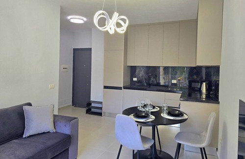 Golem Apartment | Happy Stay Apartment by the Sea 093, Durres, Albania