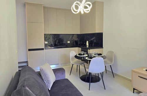 Golem Apartment | Happy Stay Apartment By The Sea 092, Durres, Albania