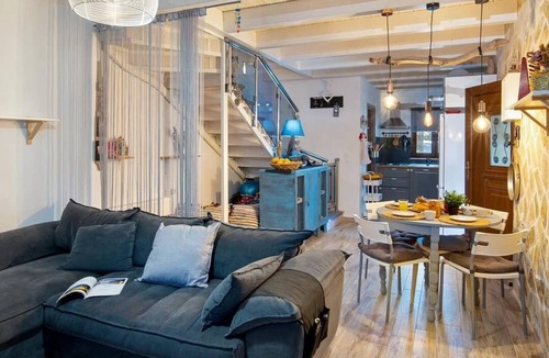 Gaios House | hara luxury house
