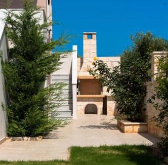 Adele Villa | Harmony and Nature Family Villas - 3km from beach
