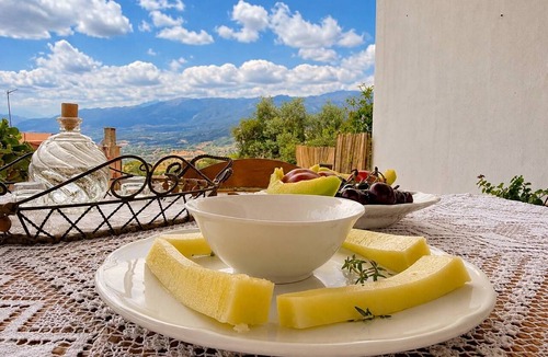 Megala Chorafia House | Haroupaki 5min to beach 1 BD 2PL 1BA