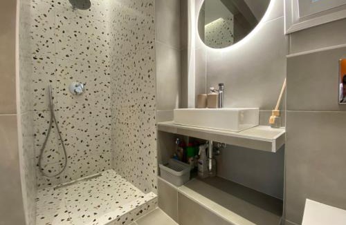 Palaio Tsifliki Apartment | Hilltop Luxury Apartment
