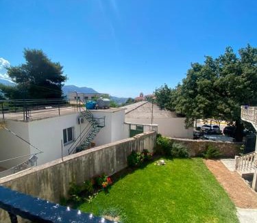 Himare Apartment | Himara's Village Room