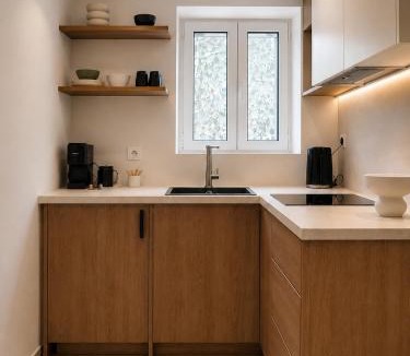 Himare House | Himaras Retreat