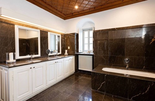 Hydra House | Historic Mansion with Private Pool & Stunning Sea Views