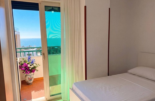 Golem Apartment | Holiday Home by the Beach Durres 117