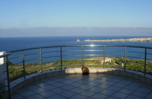 Pylos-Nestoras House | Holiday Home Charly Point Villa by Interhome