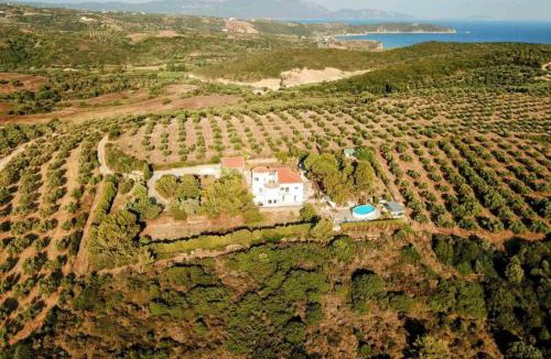 Pylos-Nestoras House | Holiday Home Charly Point Villa by Interhome