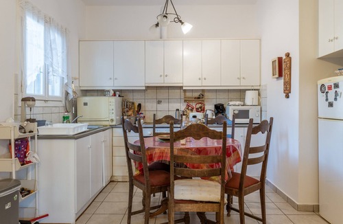 Tinos Town House | Holiday Home 'Charmante' with Mountain View, Wi-Fi and Air Conditioning